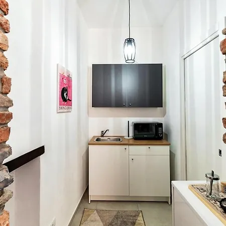 Casa Del Cortiletto 아파트 코모