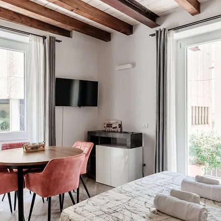 아파트 Casa Del Cortiletto 코모